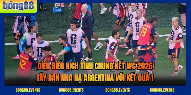 Ferran Torres ăn mừng bàn thắng duy nhất trong hiệp phụ cùng đồng đội